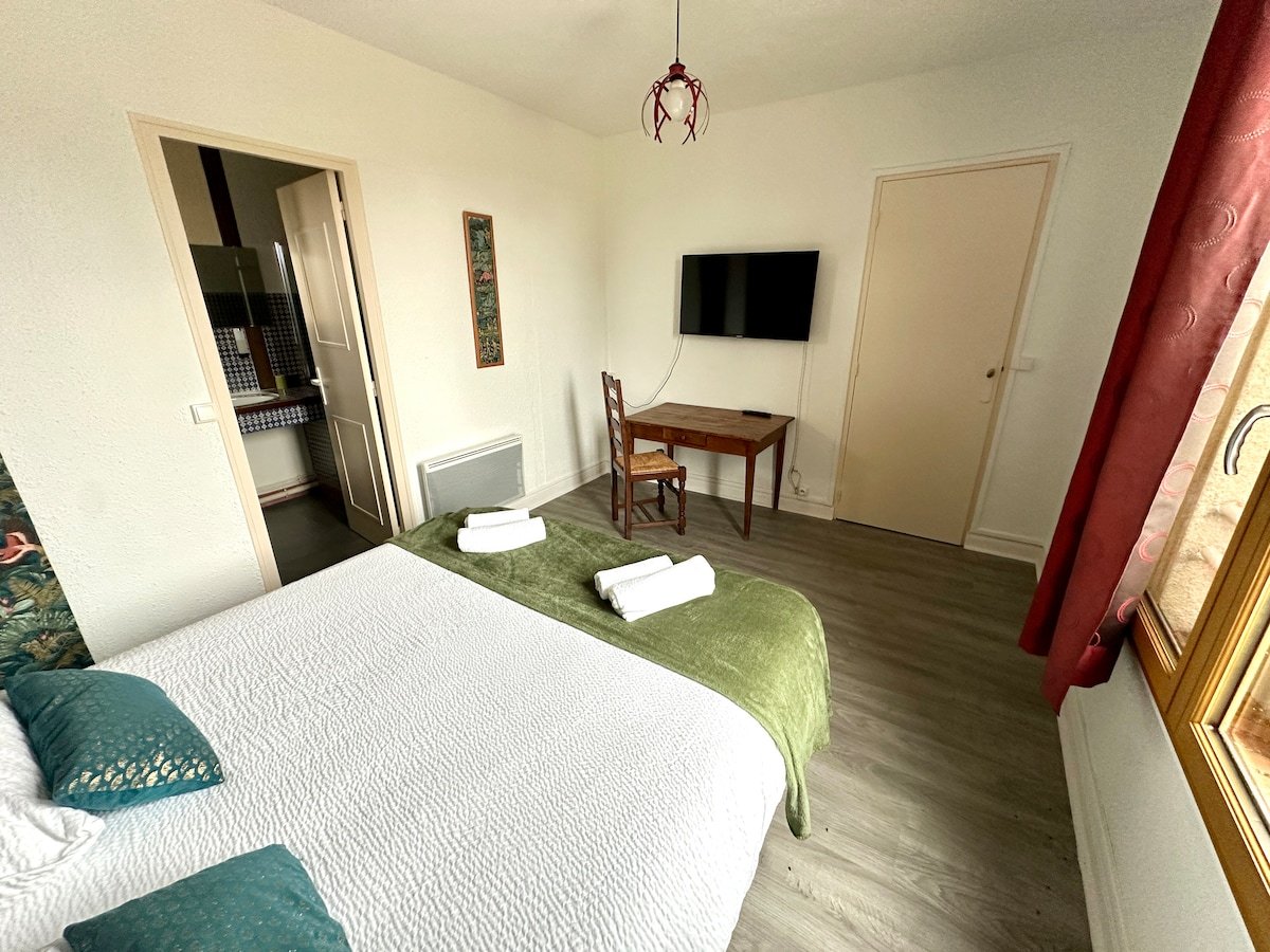 4d690751-c92d-4450-a352-e03473b89fea